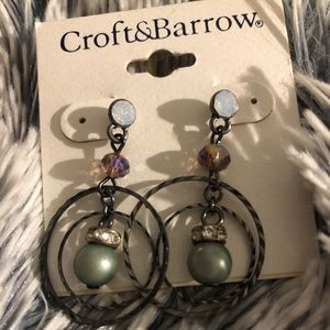 New Croft & barrow hook earrings
